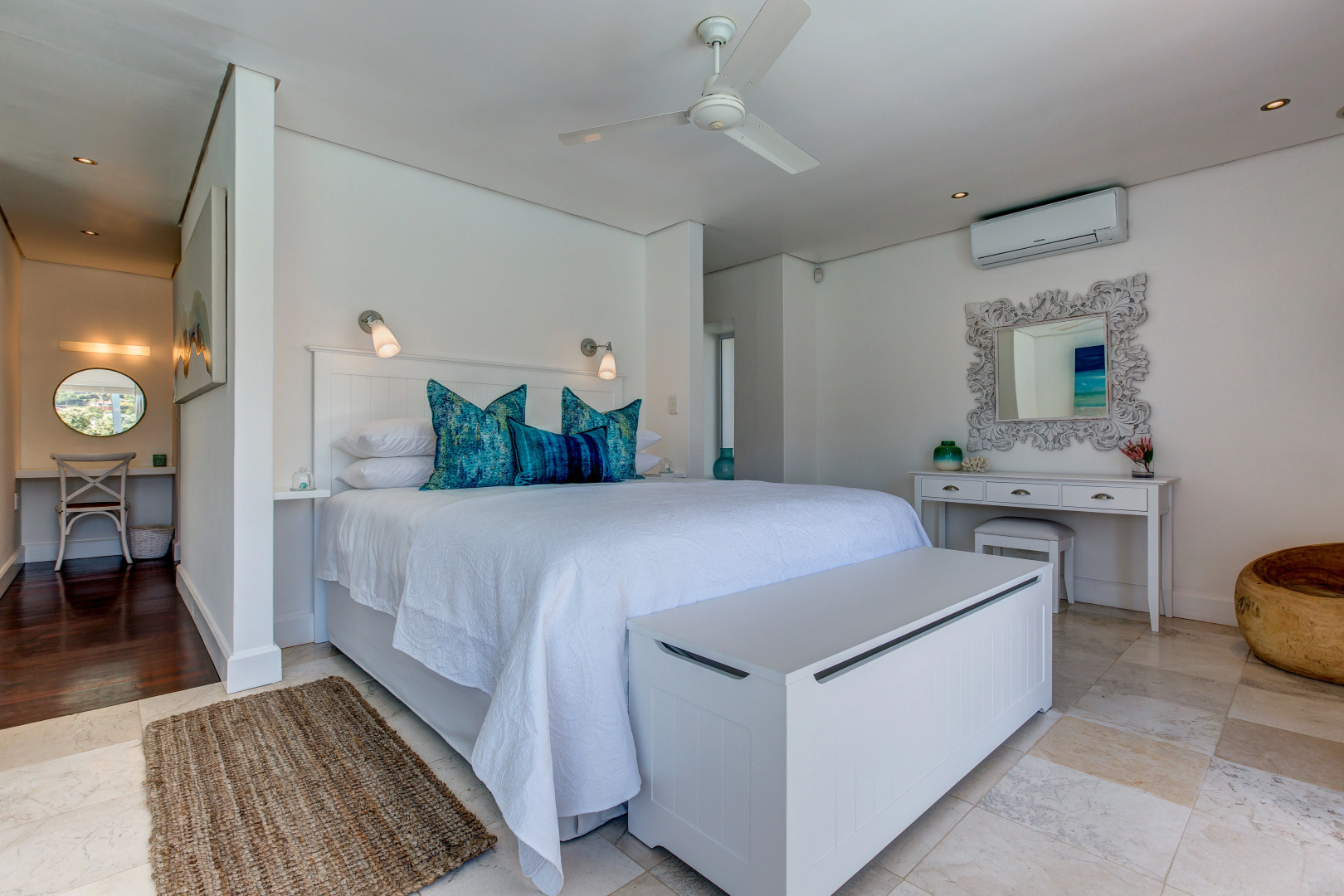 Amanzi Island Boutique Hotel