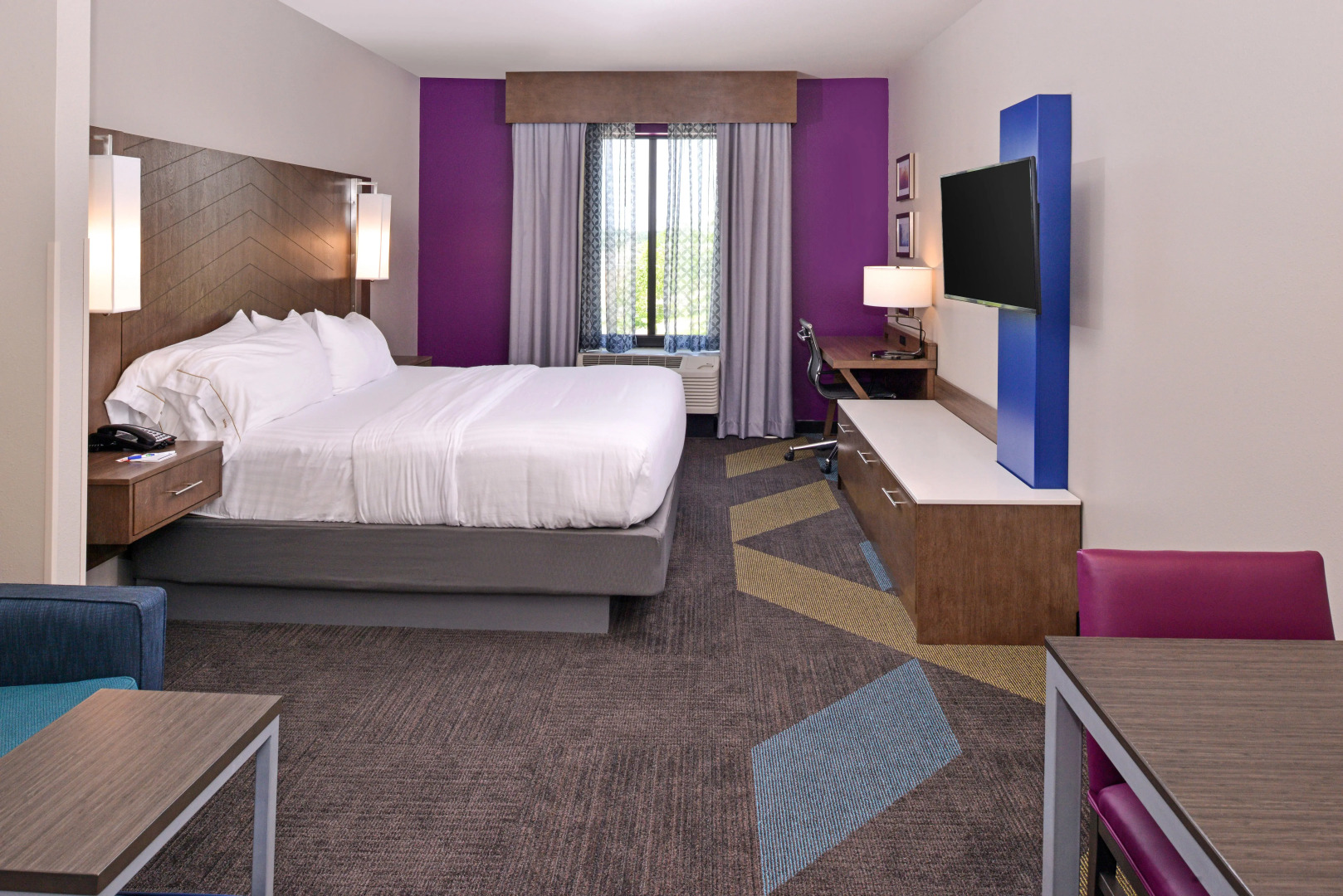 Holiday Inn Express & Suites Bryant - Benton Area by IHG