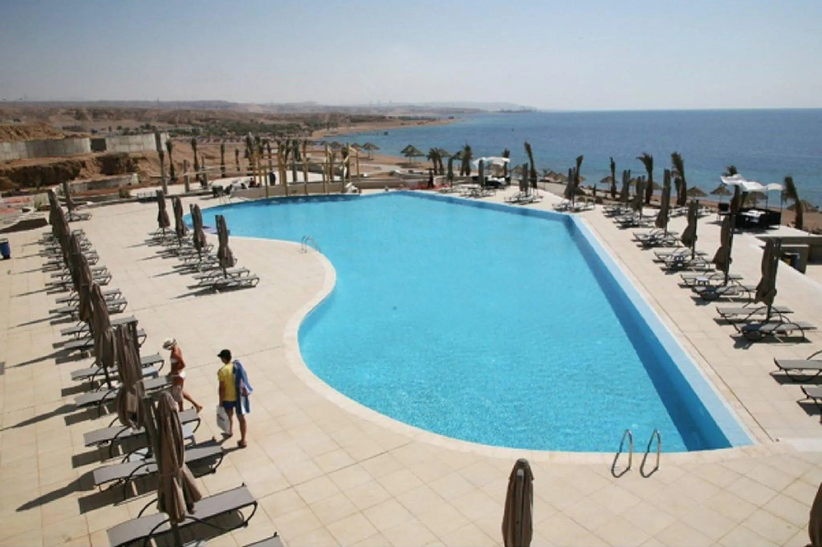 Aquavista Hotel & Suites