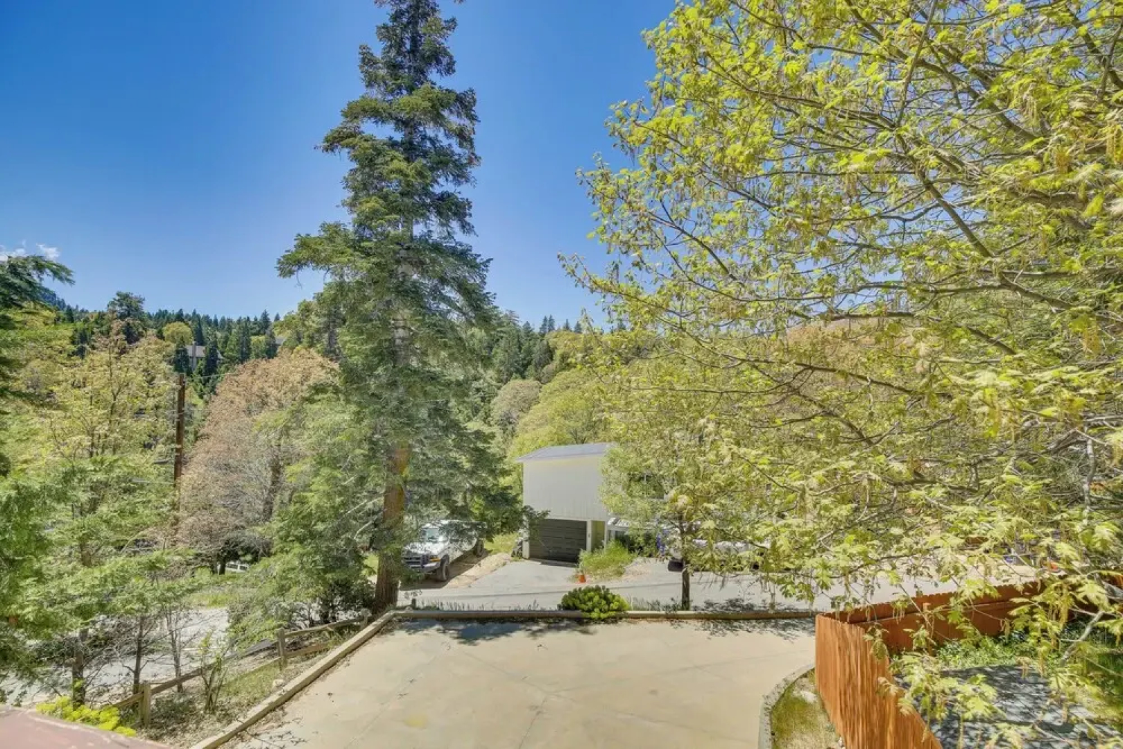 Cedar Glen Cabin  3 Mi to Lake Arrowhead Village!