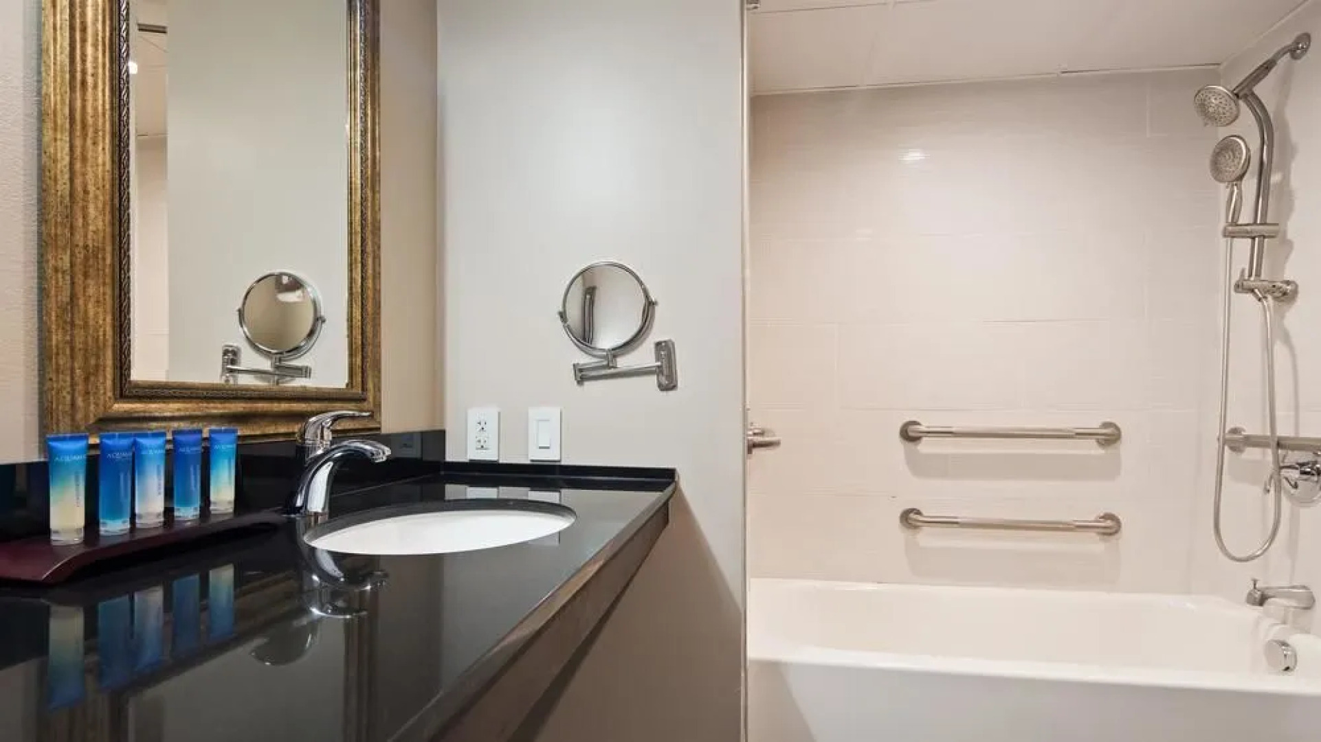 Radisson Hotel Southfield-Detroit