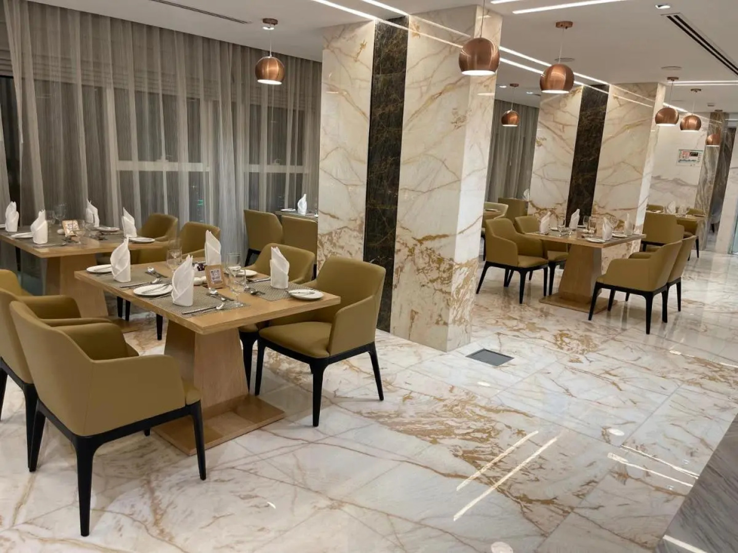 Alberni Hotel and Resort