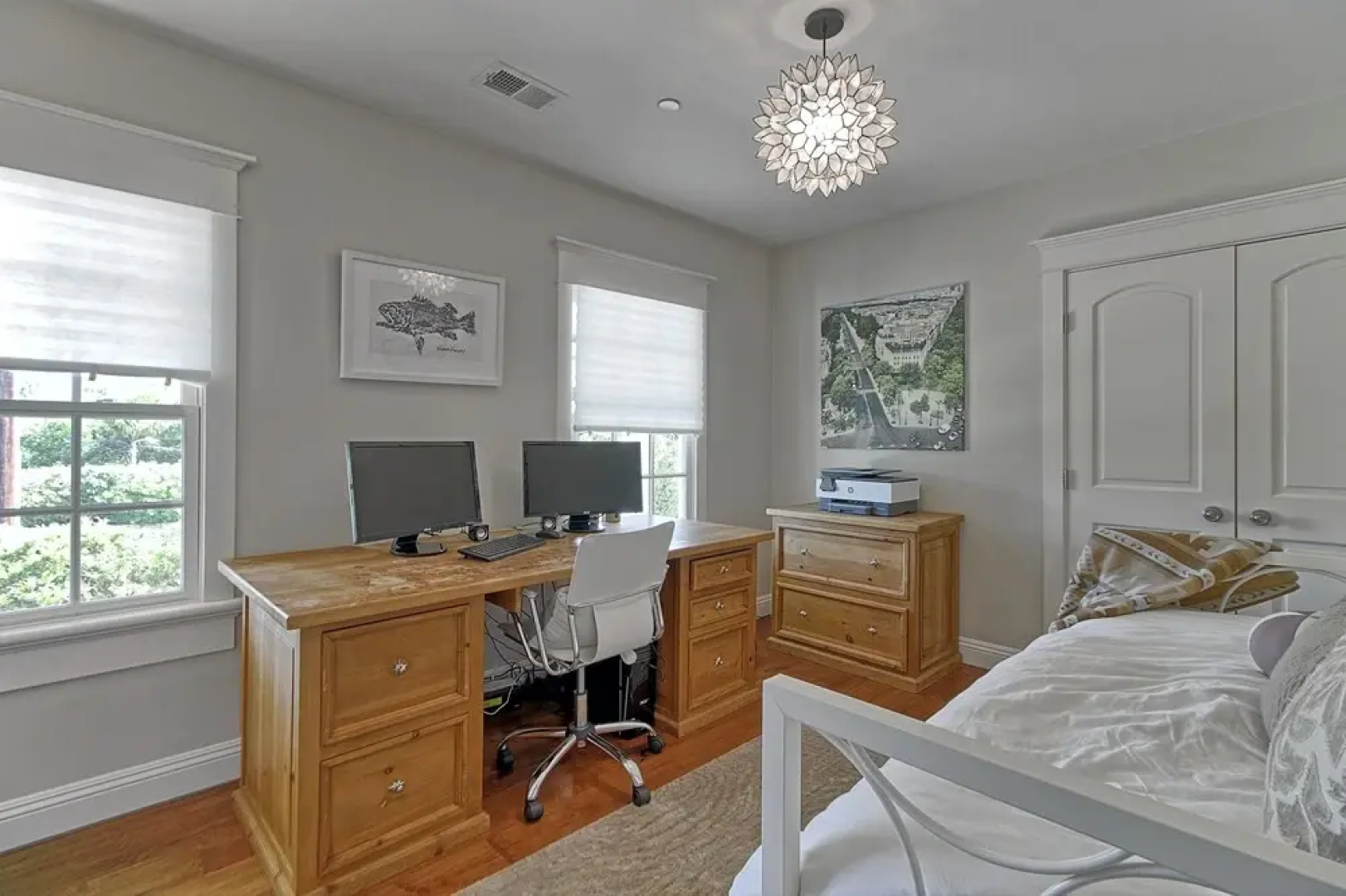 Montecito Luxe Home "location, Location, Location!!" 4 Bedroom Residence by Redawning