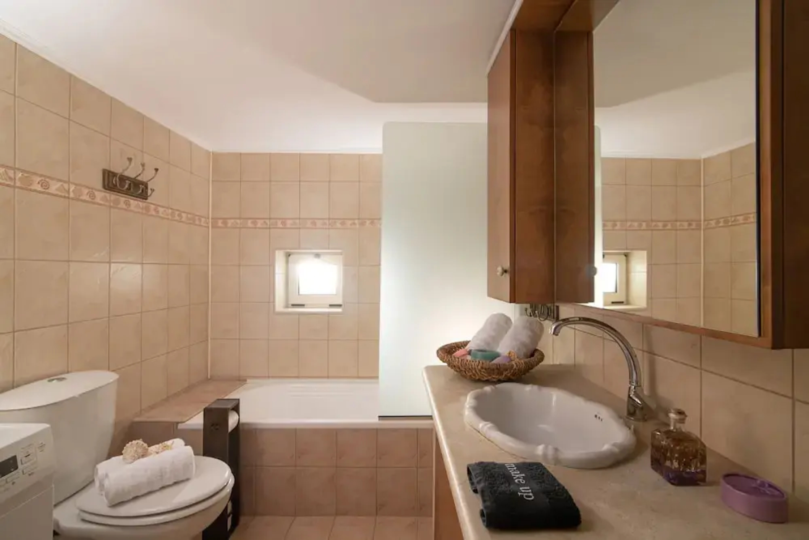 Posto Serene With Jacuzzi