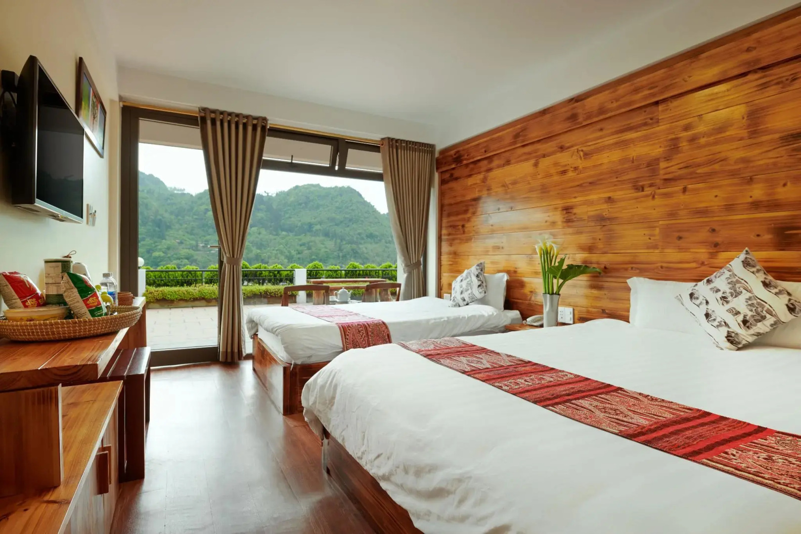 Sapa Village Hotel