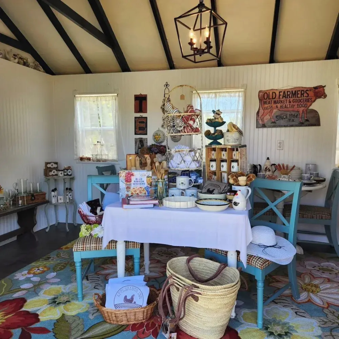 Applesauce Inn B&B