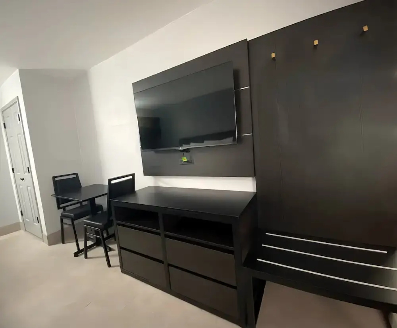 Super 8 By Wyndham Texas City