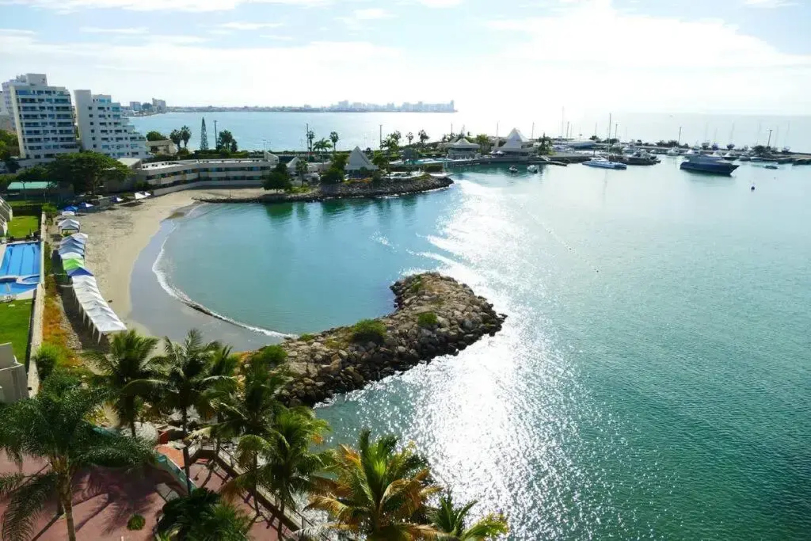 Ecusuites Salinas Resort 7F Departamento Piscina