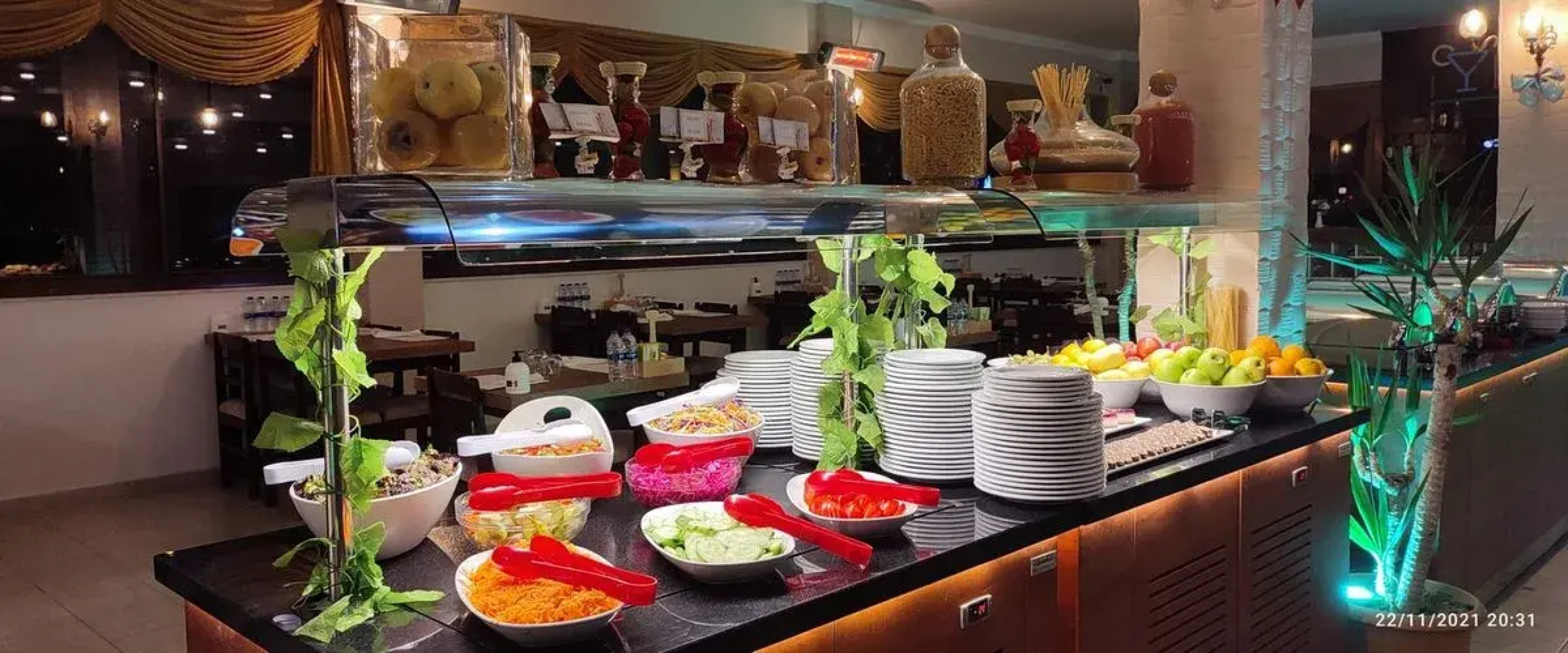 Ladies Beach Suit Otel