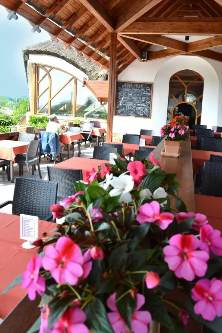 Tekergő Motel és Étterem