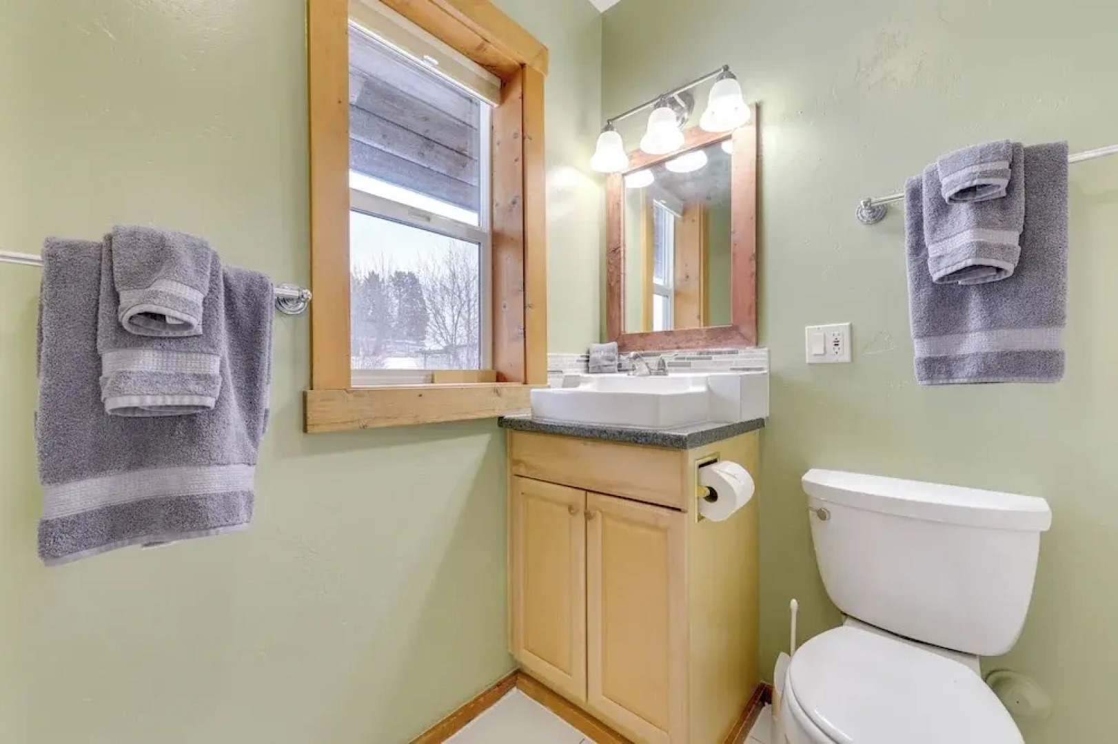 Charming Duplex w/ Patio: 12 Mi to Grand Targhee!