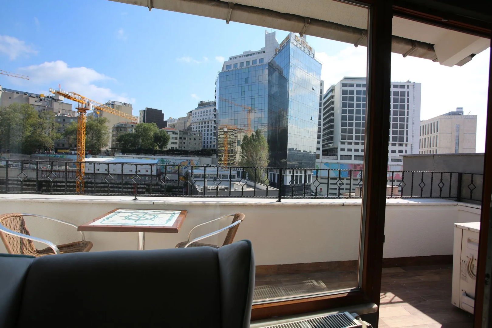 Artist Rooms Suites