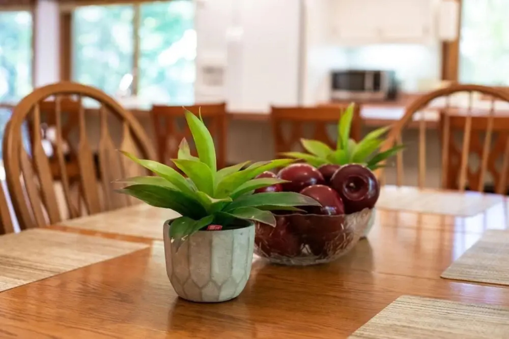 Luxury Wintergreen Near Golf Course Pool Access