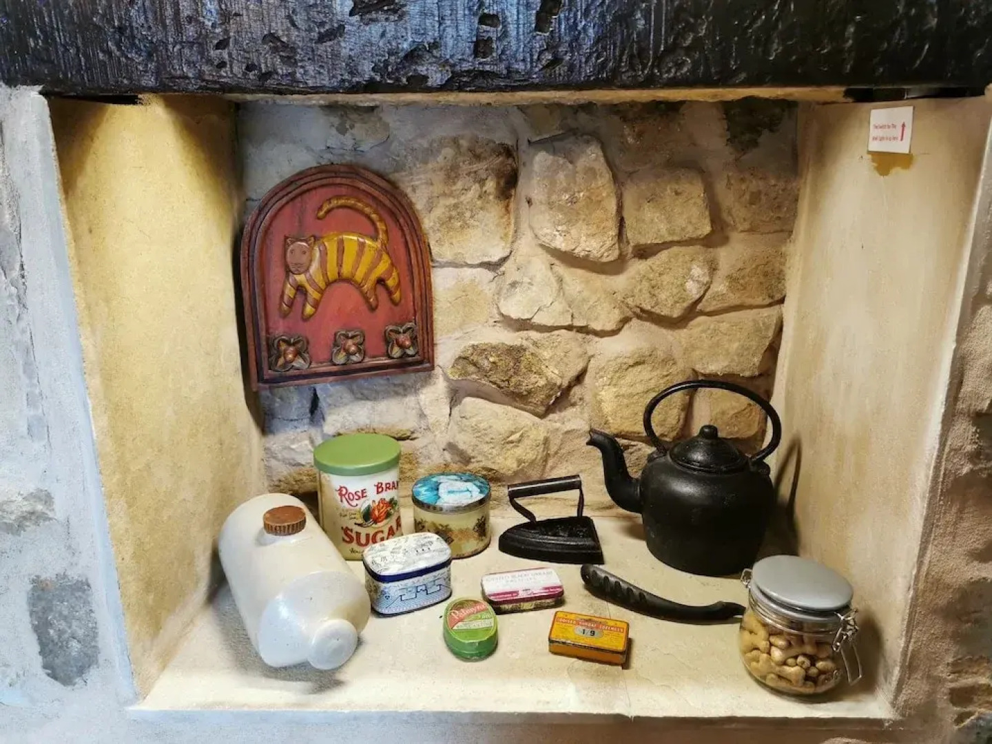 Pathways Holiday Cottage a Delightful 18th Century Stone Cottage in Derbyshire