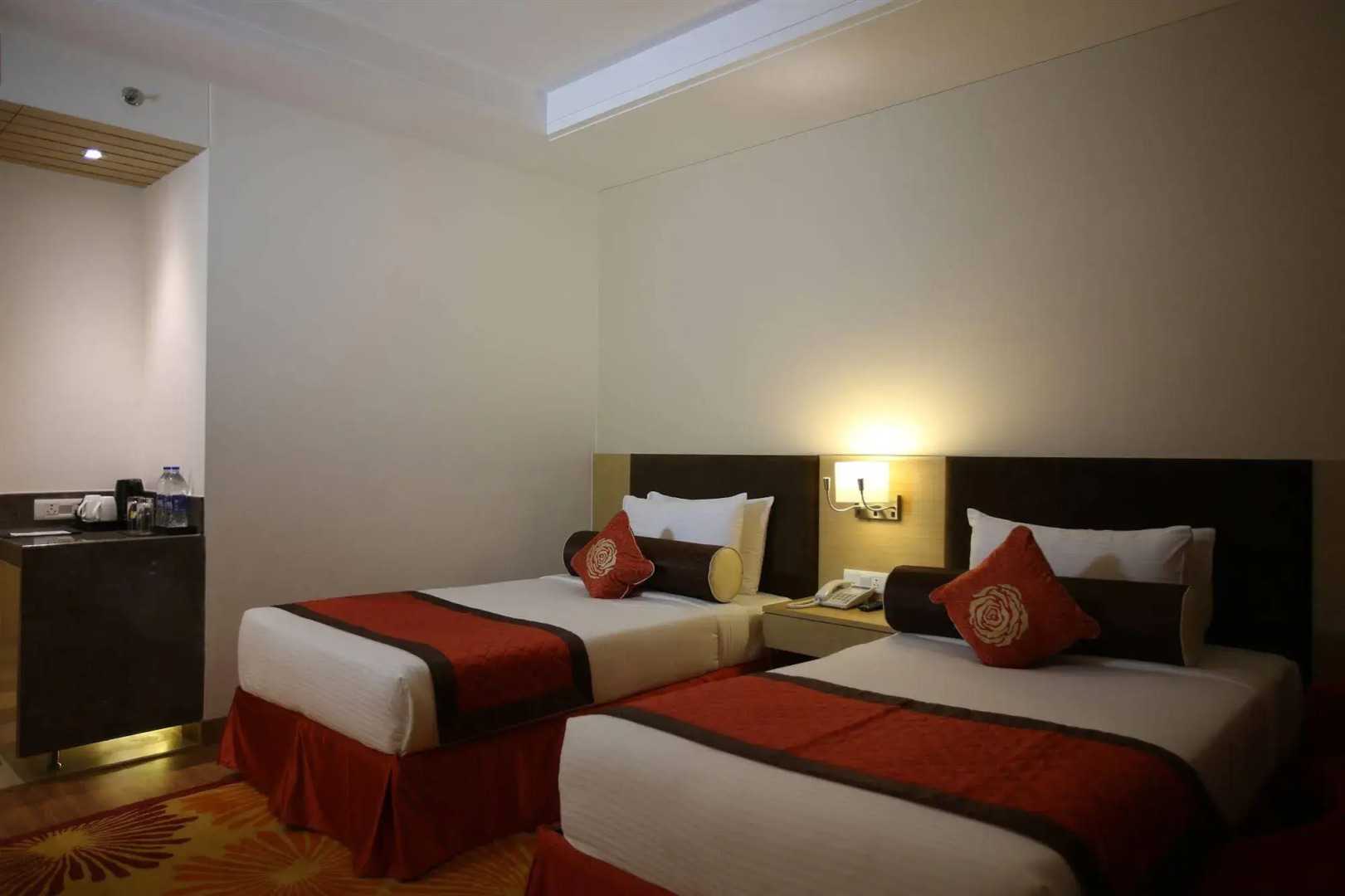 Country Inn & Suites by Carlson, Meerut