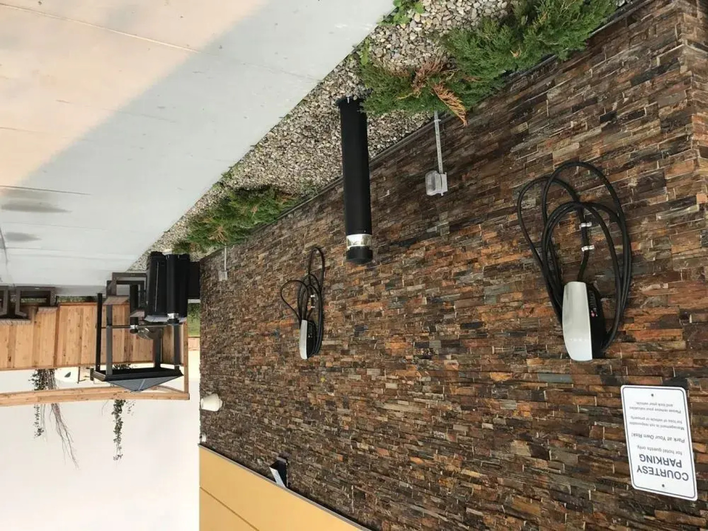 Days Inn and Suites Airdrie