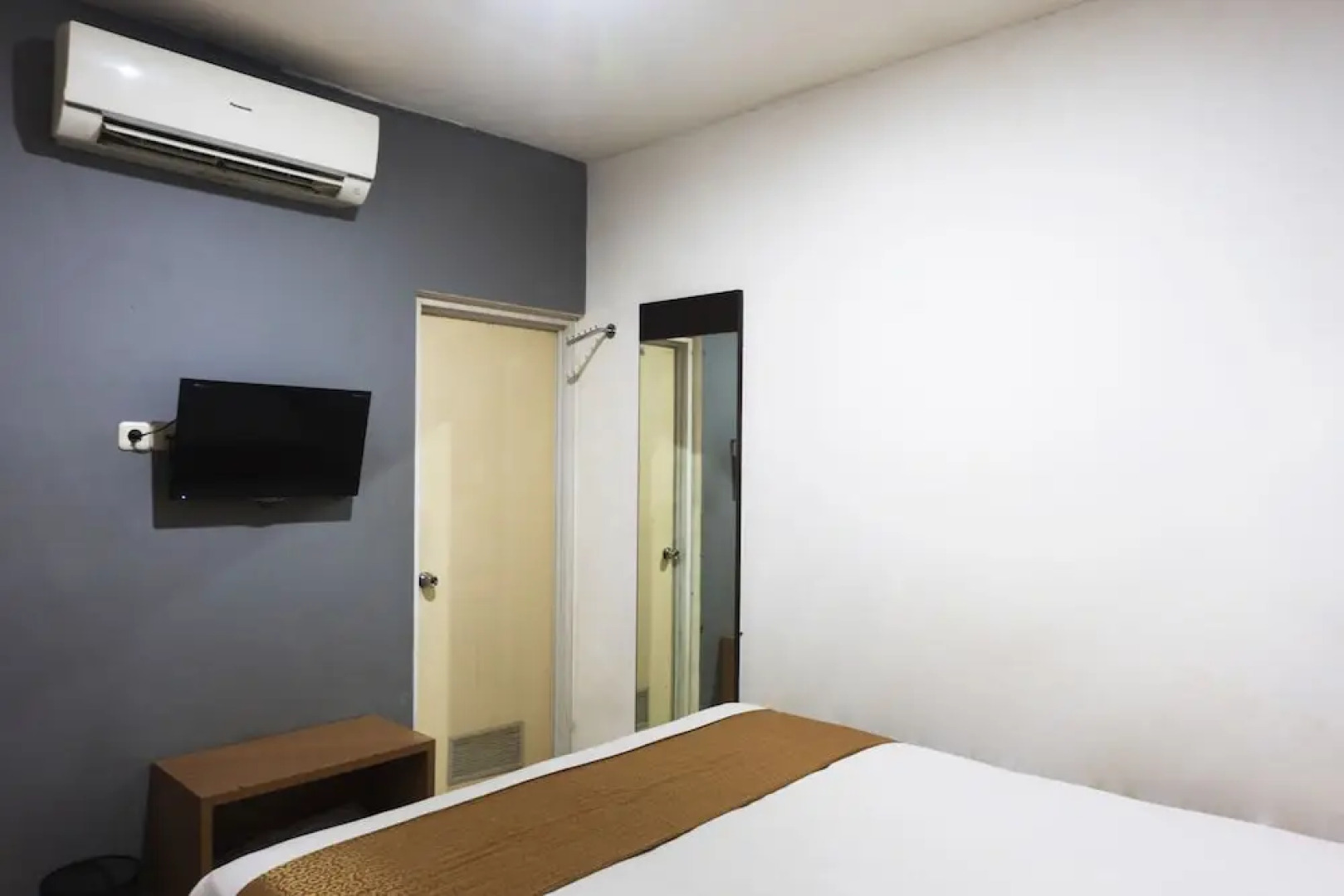 Hotel Nine O Syariah Cikarang by IHM