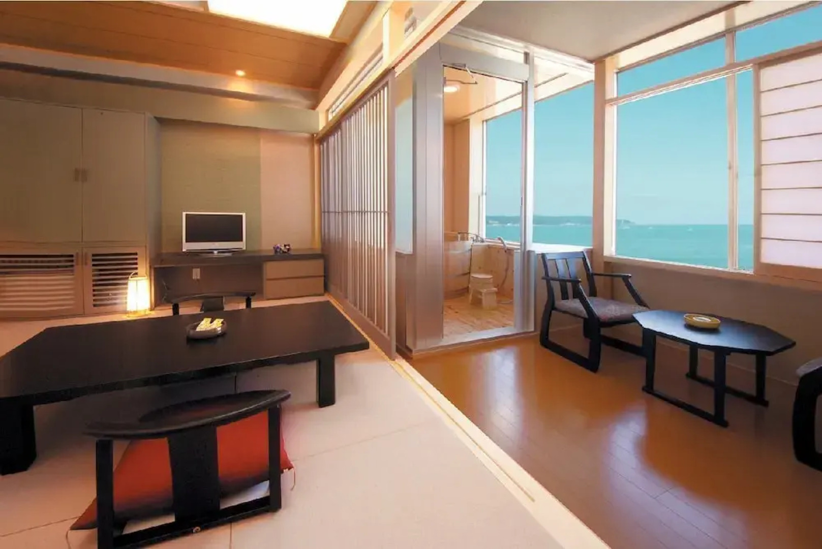 Kamogawa Universe Hotel