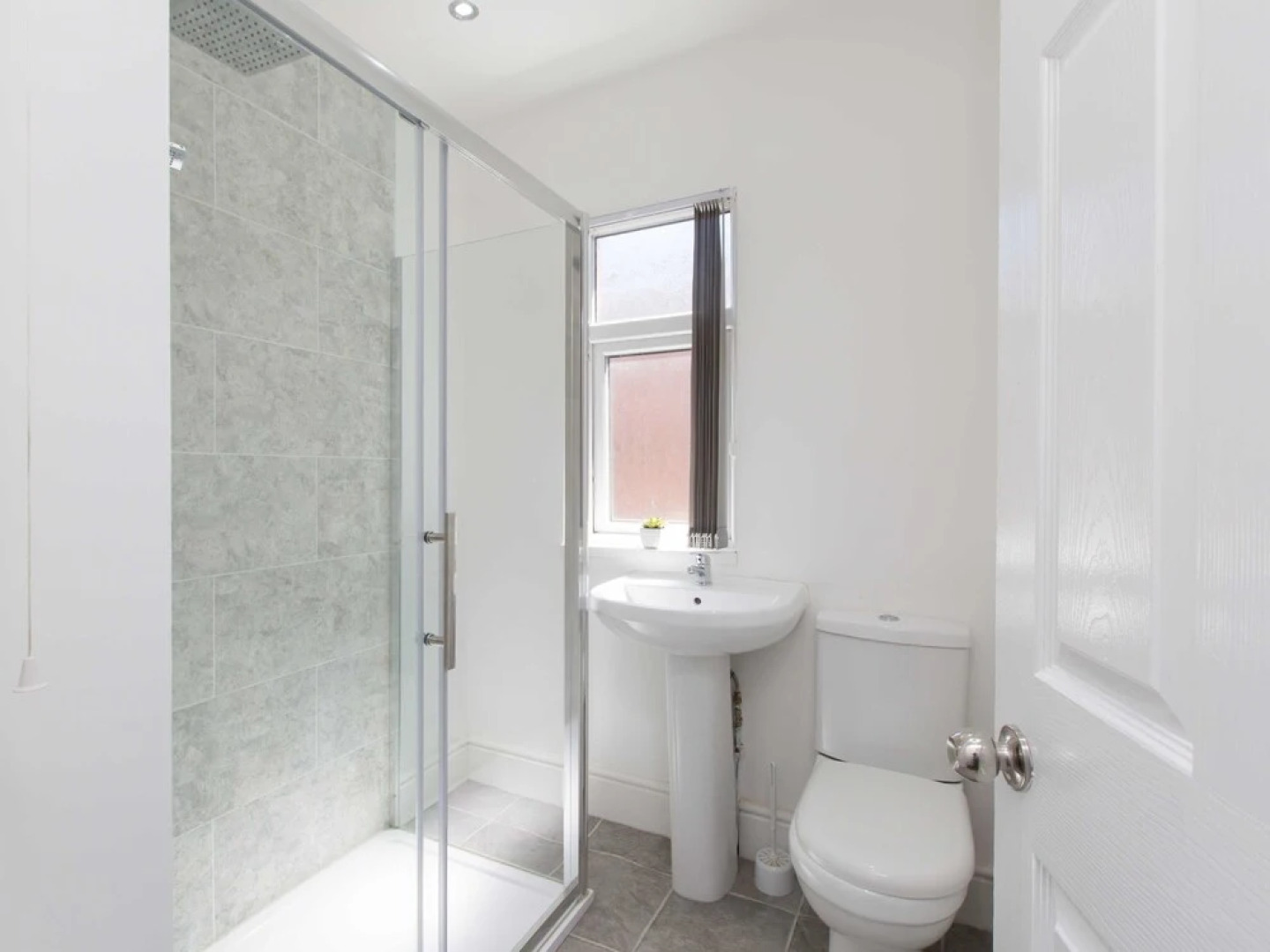 Townhouse @ 55 Brooklyn St