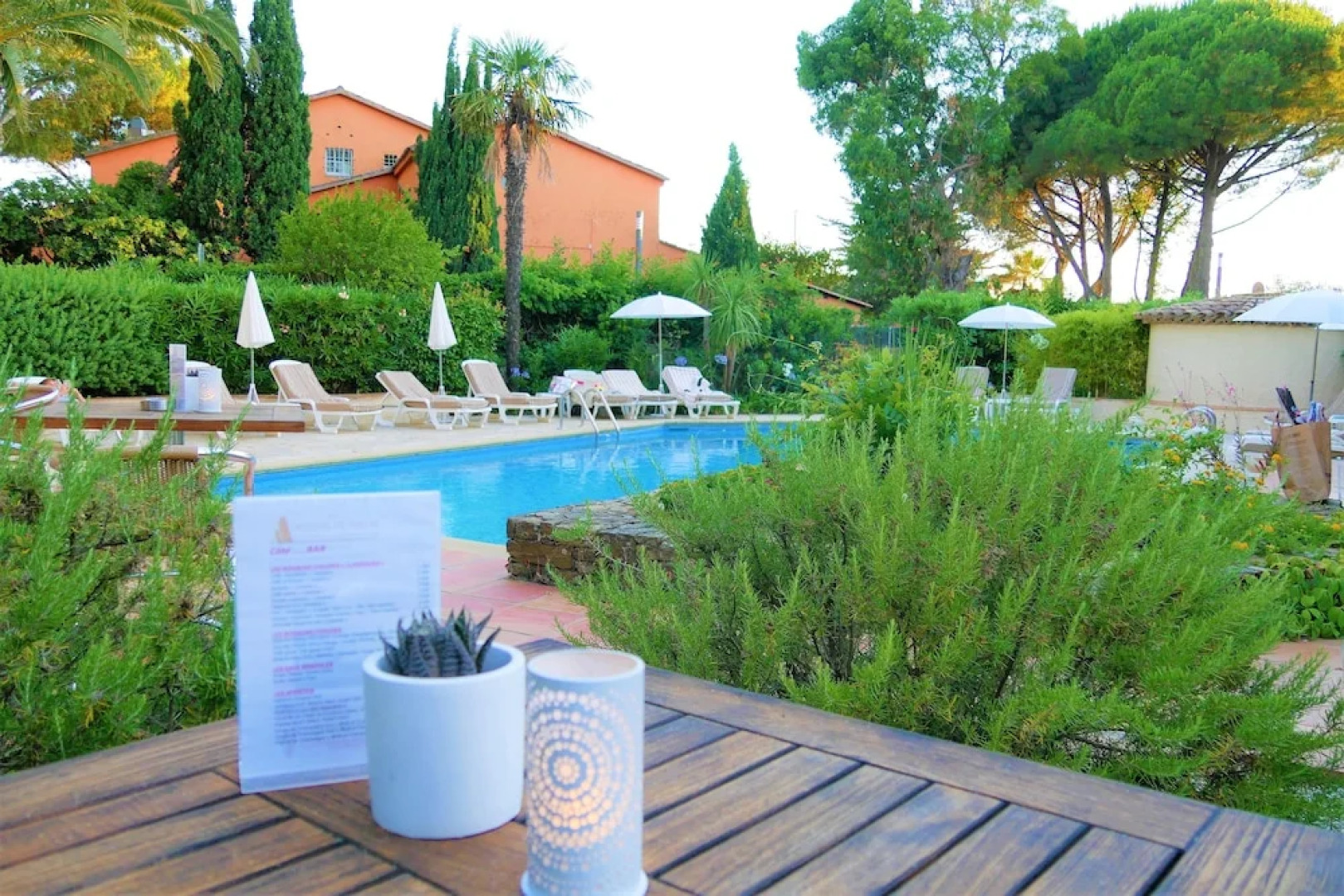 Les Moulins De Paillas