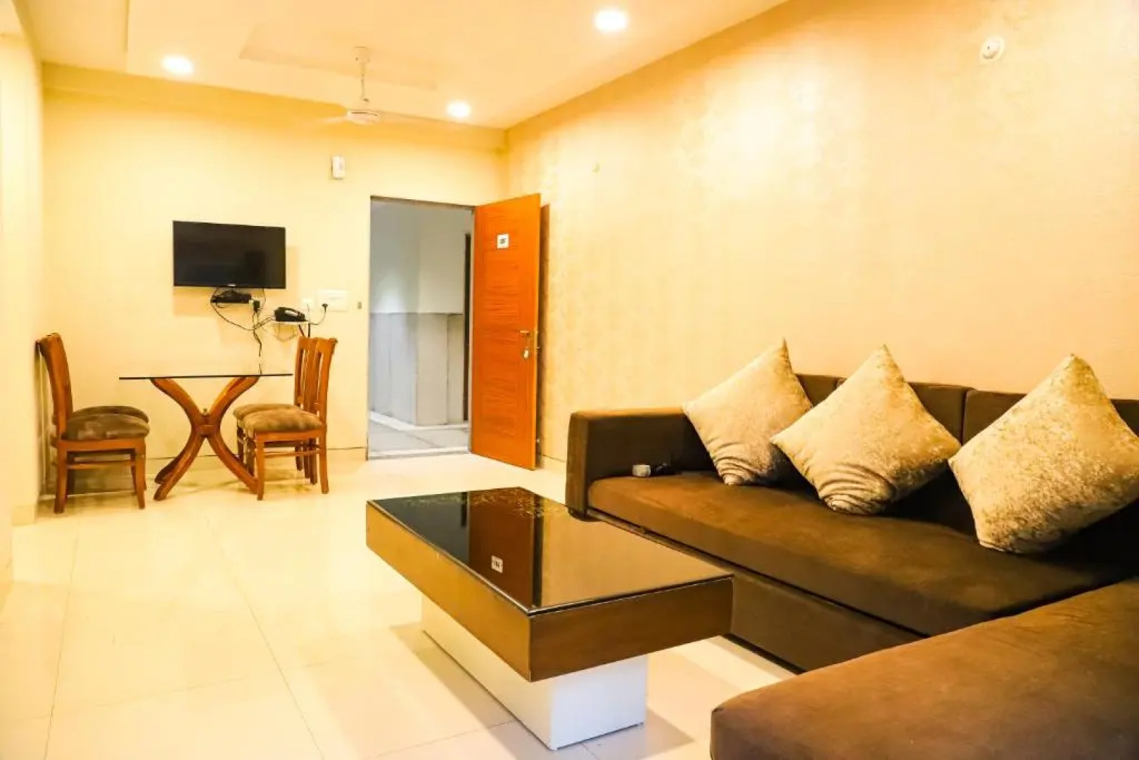 Hotel Shri Radha Nikunj at Prem Mandir