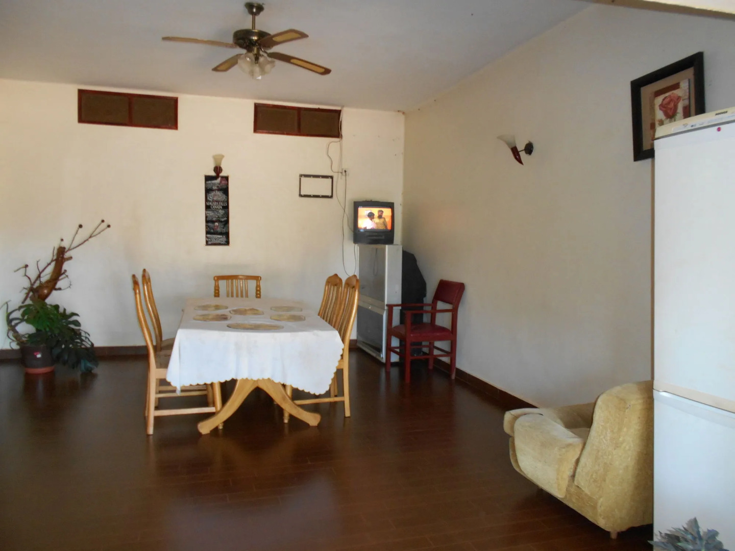 J-Courts Bed & Comfort