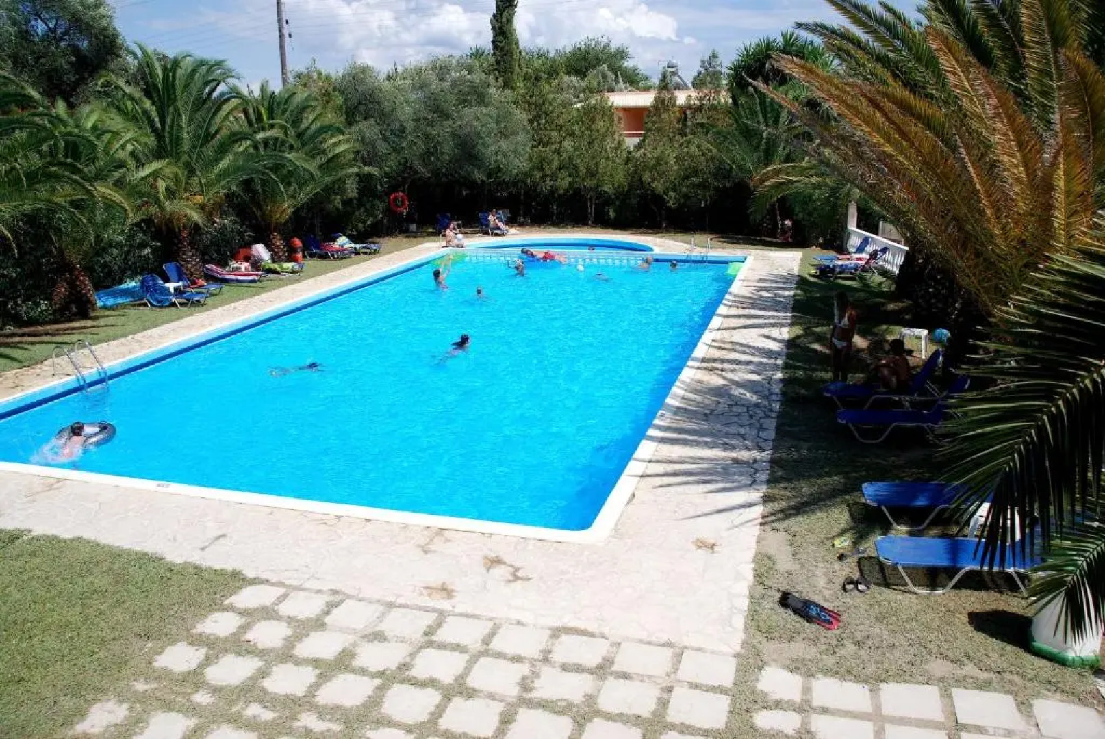 Happy Camp Mobile Homes In Karda Beach Camping and Bungalows