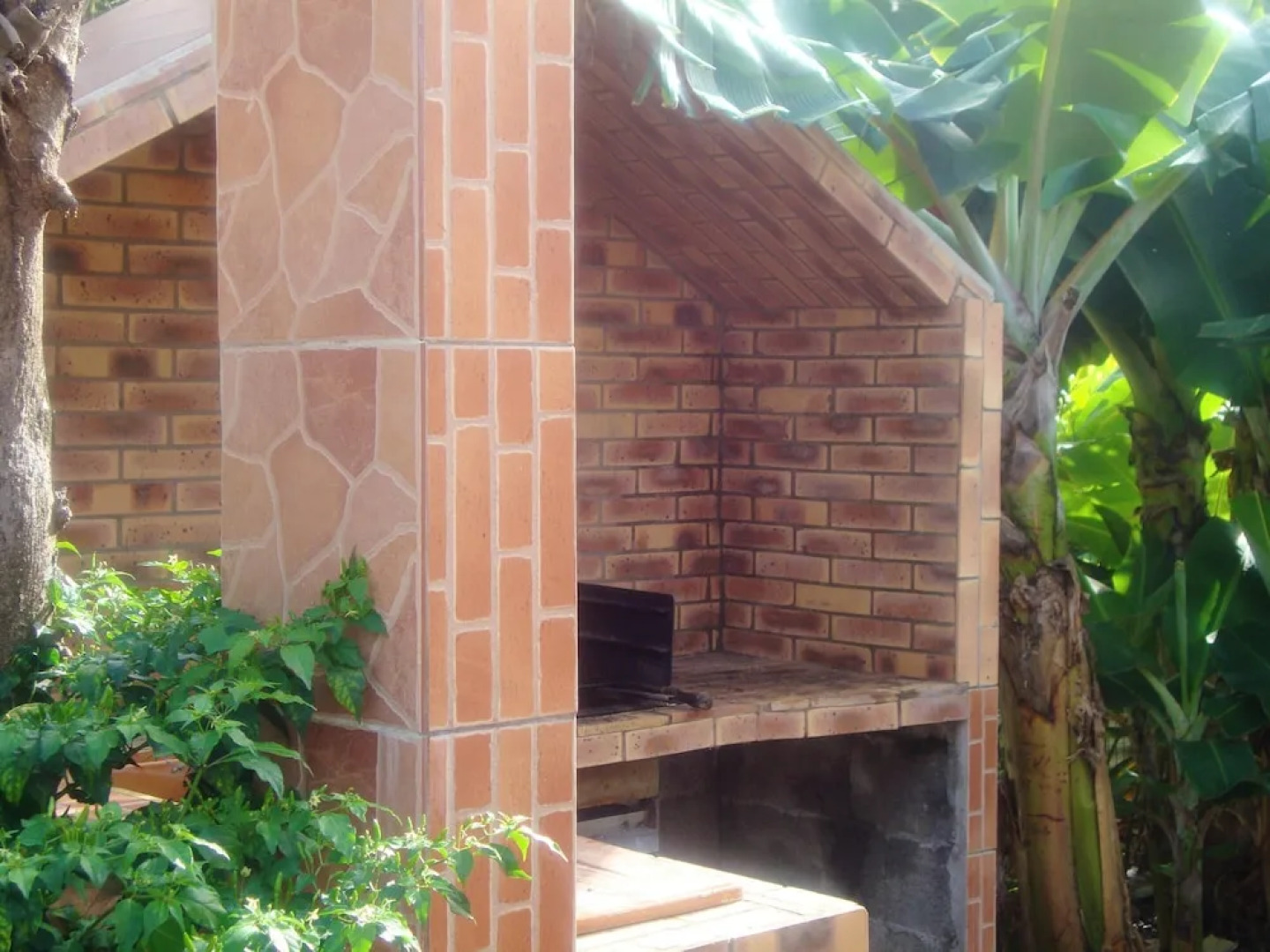 Apartment With 2 Bedrooms In Port Louis With Enclosed Garden And Wifi 3 Km From The Beach