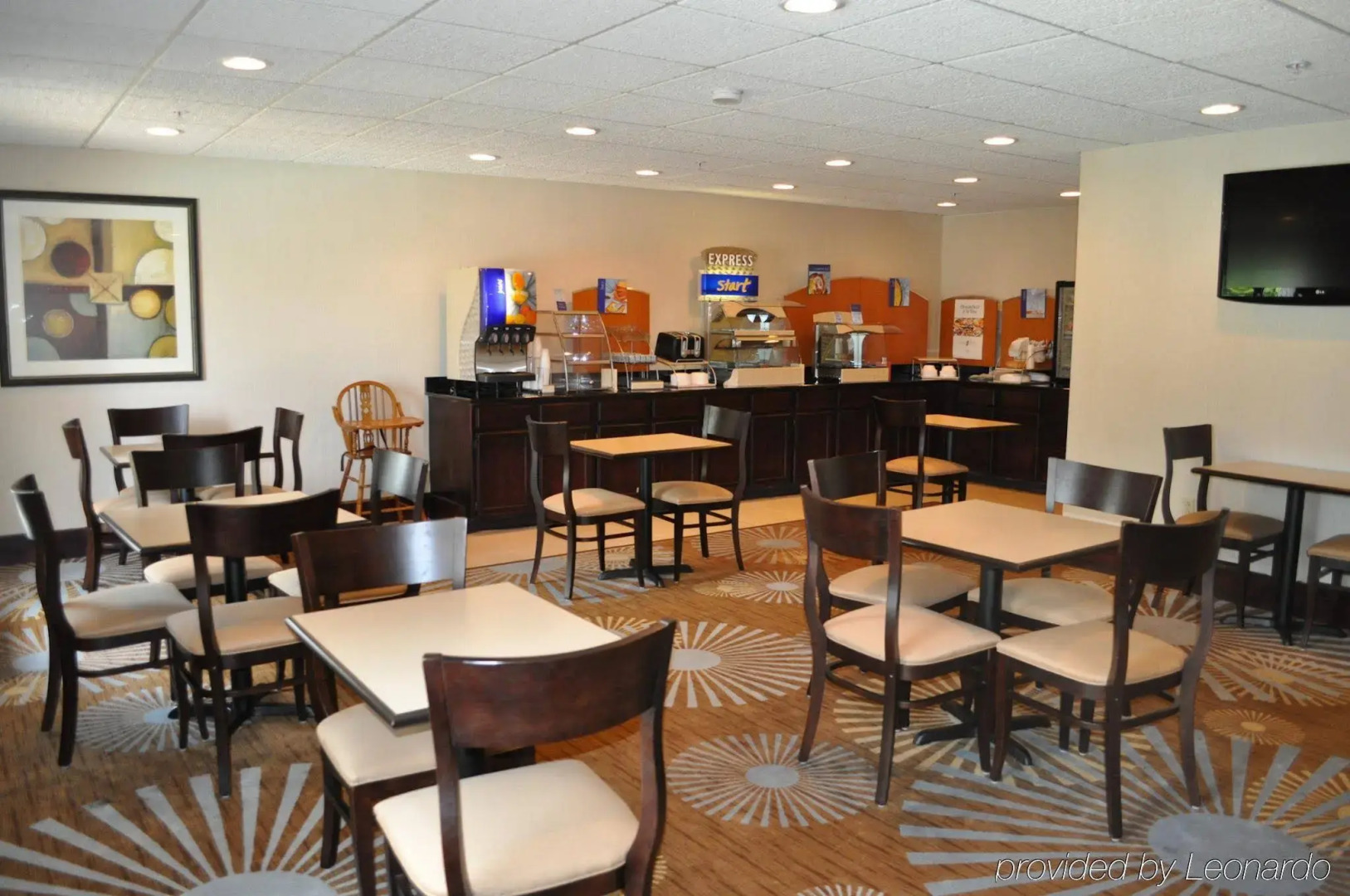 Greenfield Inn & Suites Owensboro, KY Airport
