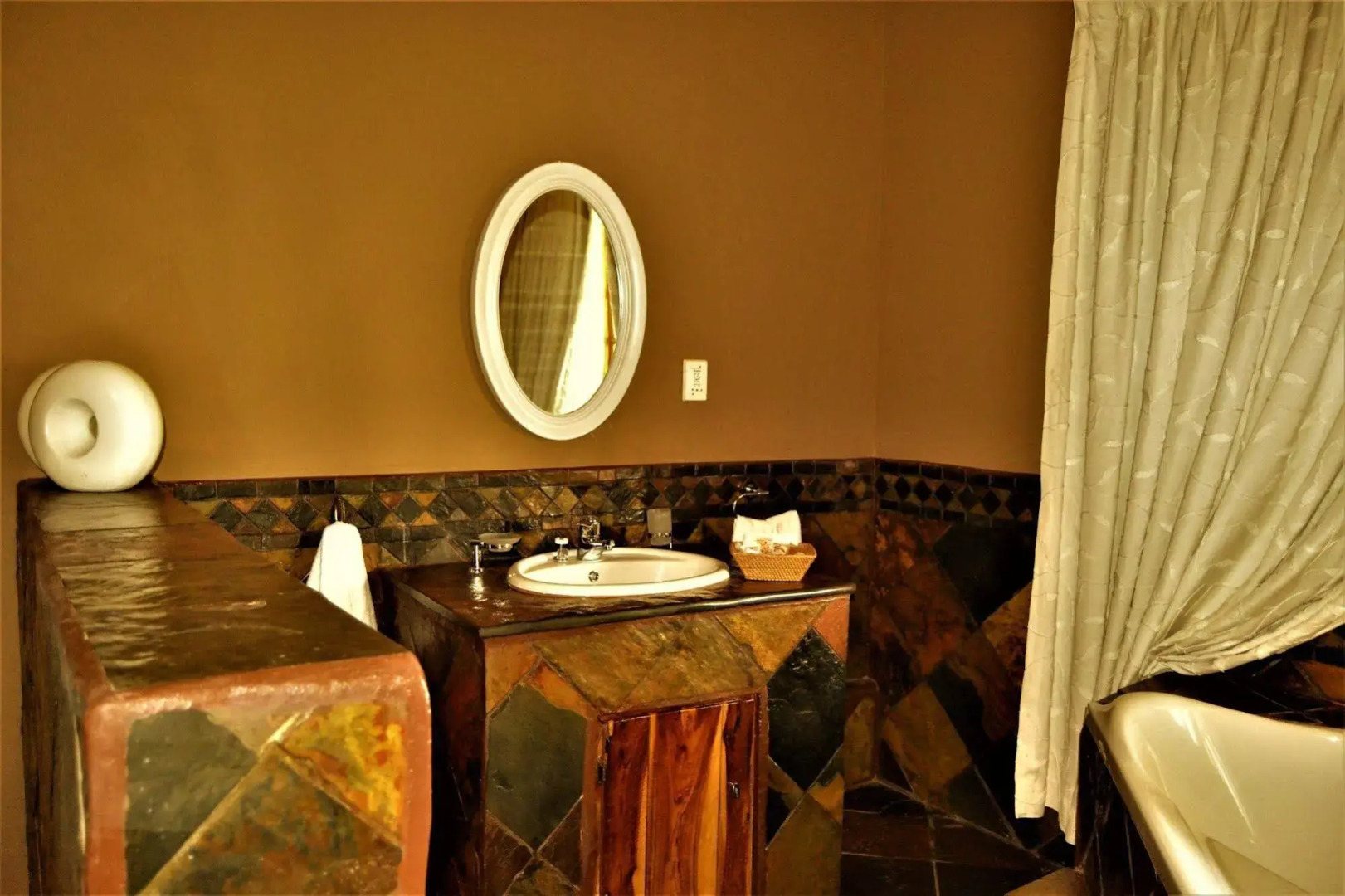 Amaka Private Game Reserve and Safaris