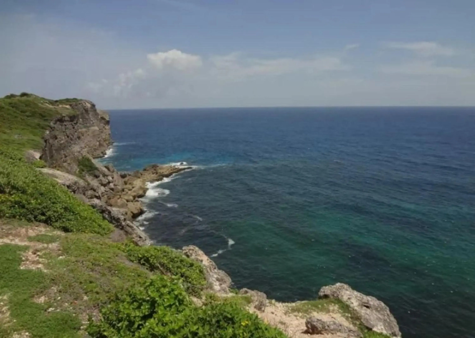 Maison de 3 chambres avec terrasse amenagee et wifi a Port Louis