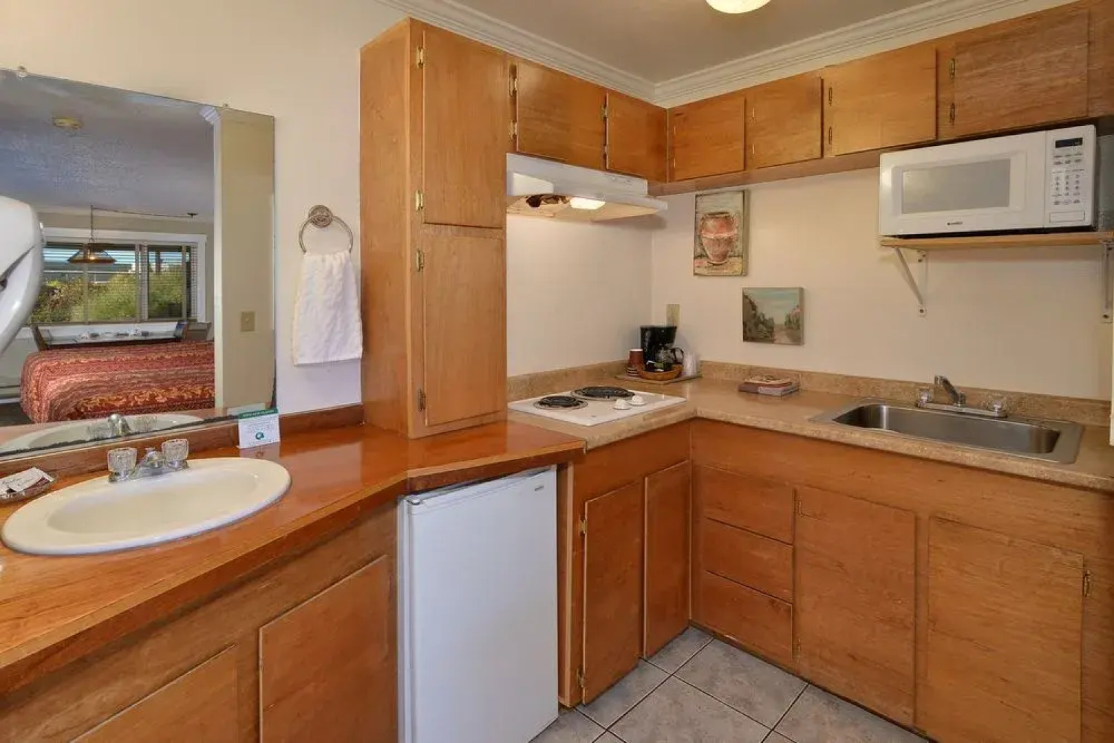 Surf Motel and Gardens