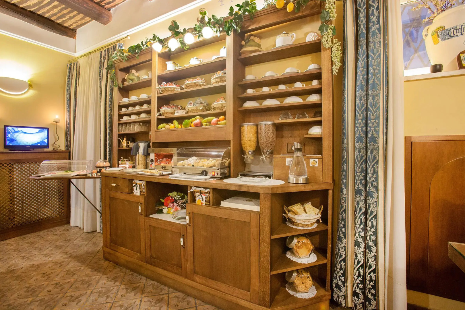 Alloggio dei Vassalli, In the Heart of the Historic Center