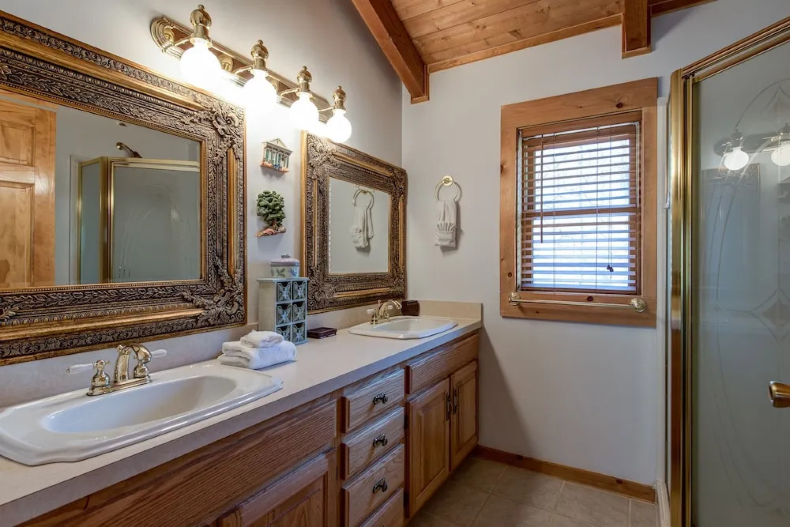 Amazing River Retreat by Vtrips