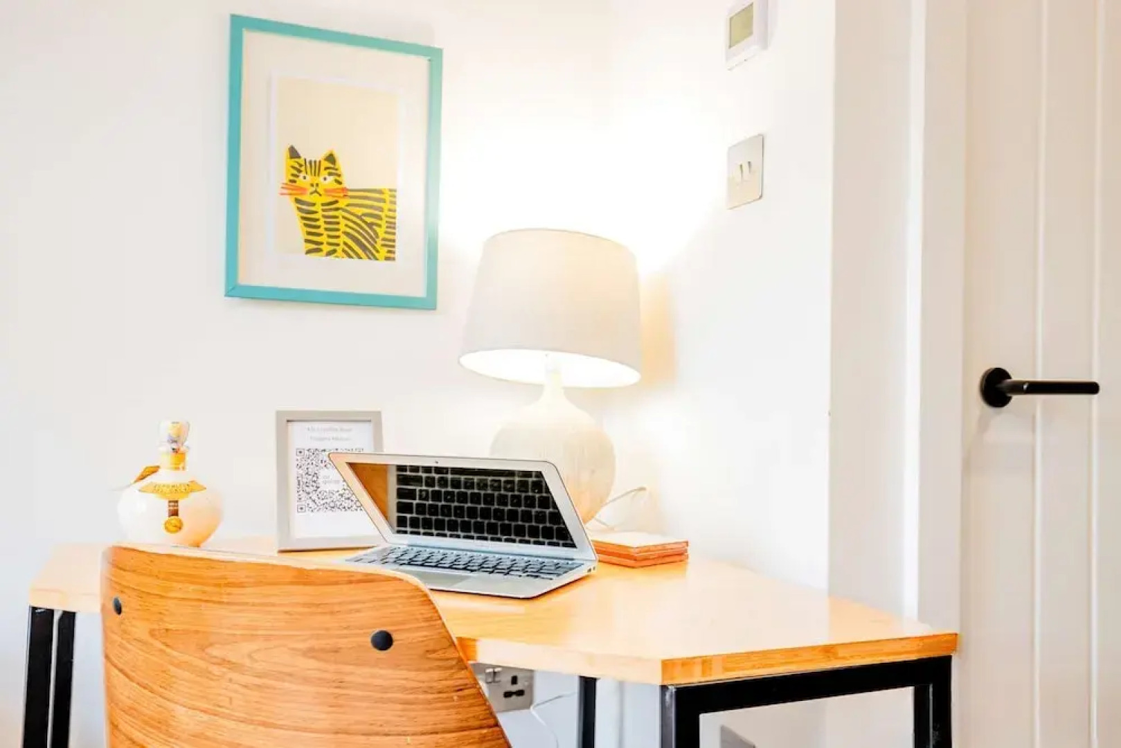 Host Stay Croydon Road Apartment