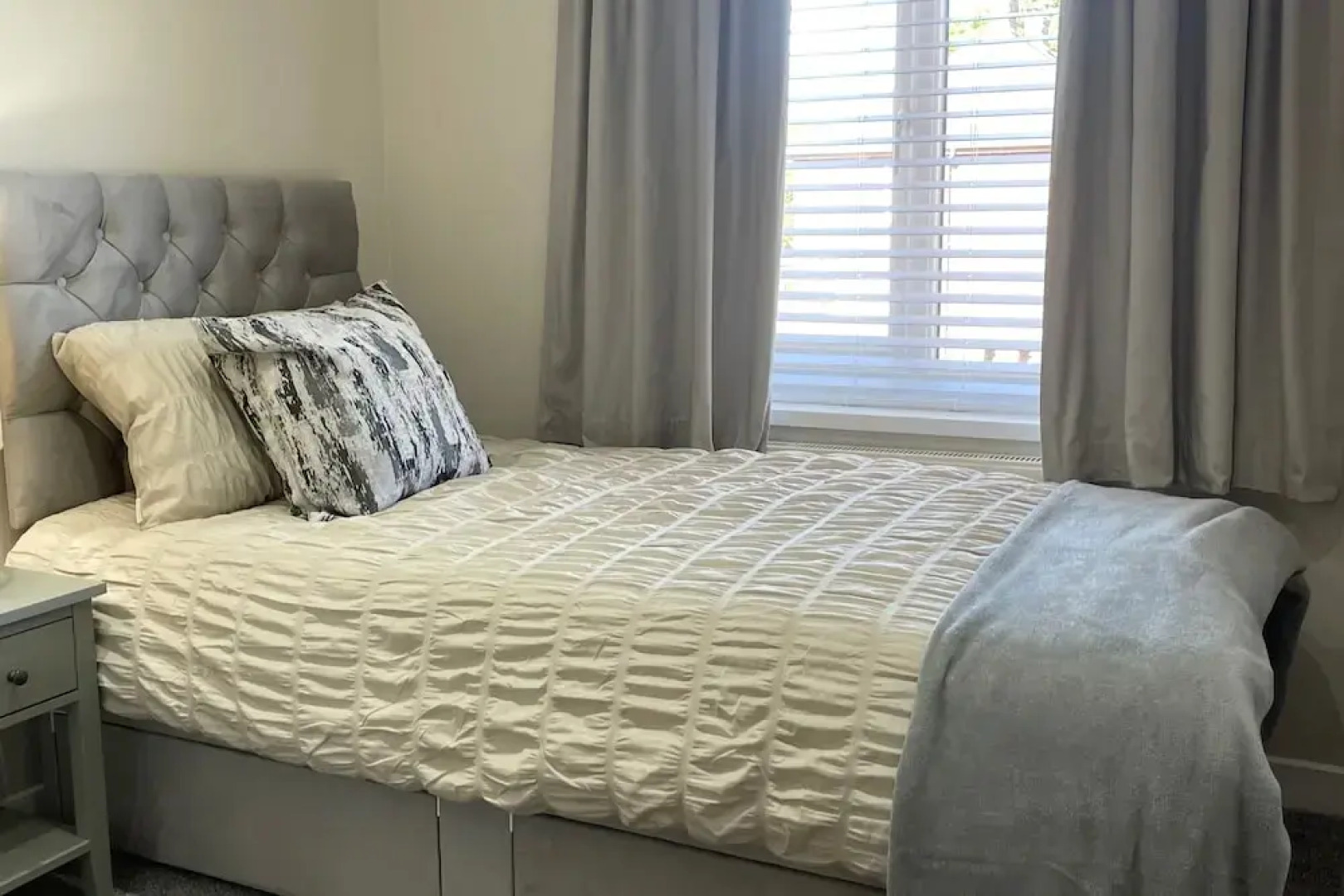 The Dooley, 3-beds, Sleeps 6, Pet Friendly