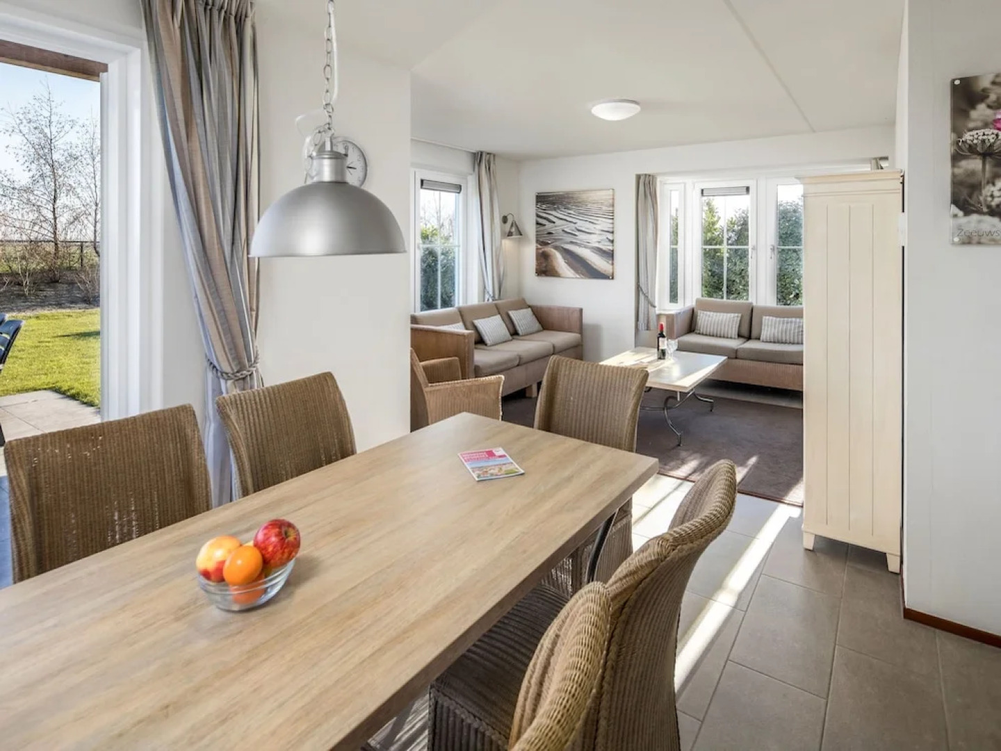 Detached Villa With Dishwasher, 400 m. From the Beach