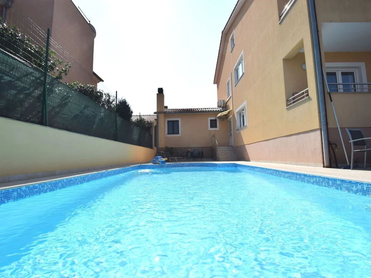 Comfortable Apartment ina Quiet Location, With a Shared Swimming Pool, Near Pula