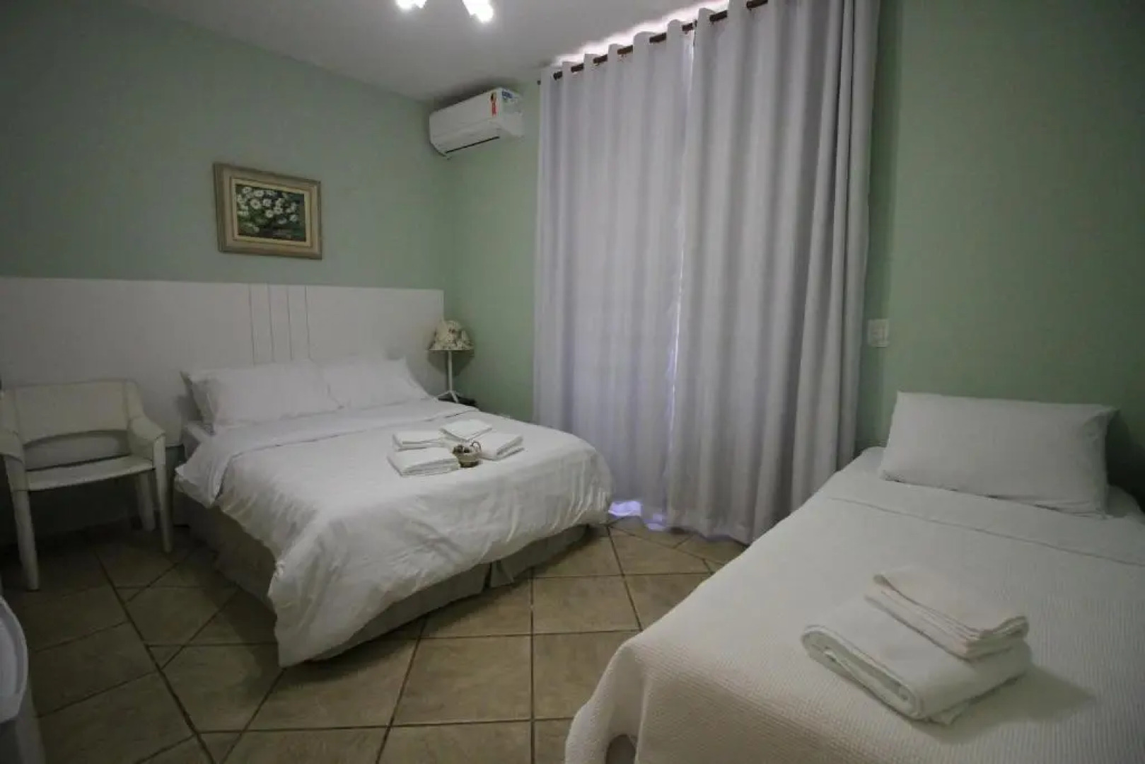 Chácara Andó Bed & Breakfast