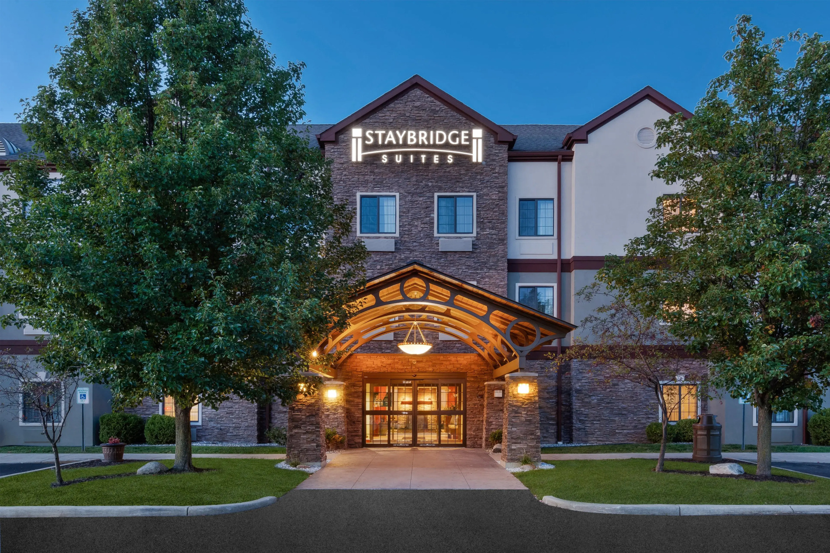 Staybridge Suite Charlottesville Airport