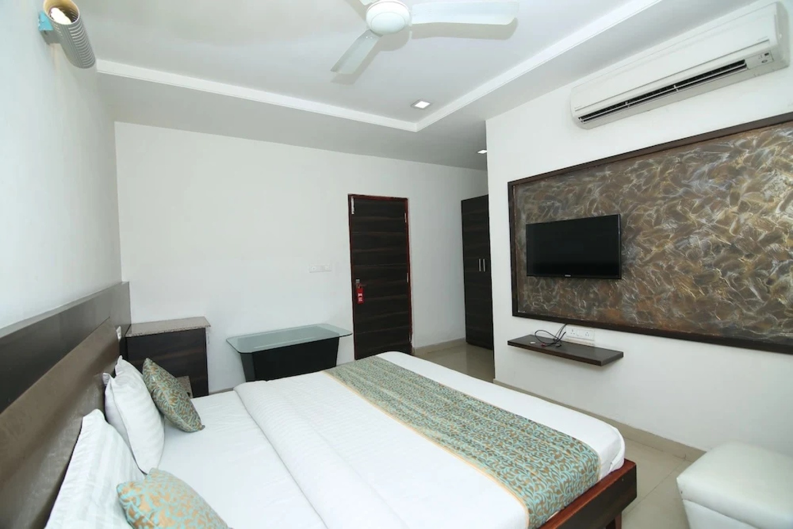 OYO Rooms 012 Ghadi Chowk Supela