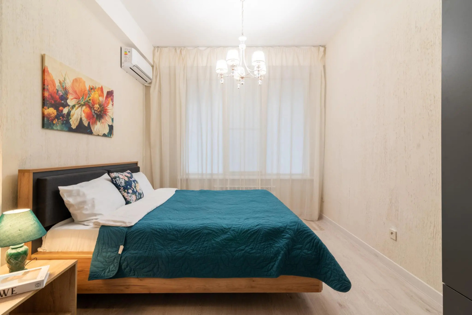 Bon voyage на улице Даниялова