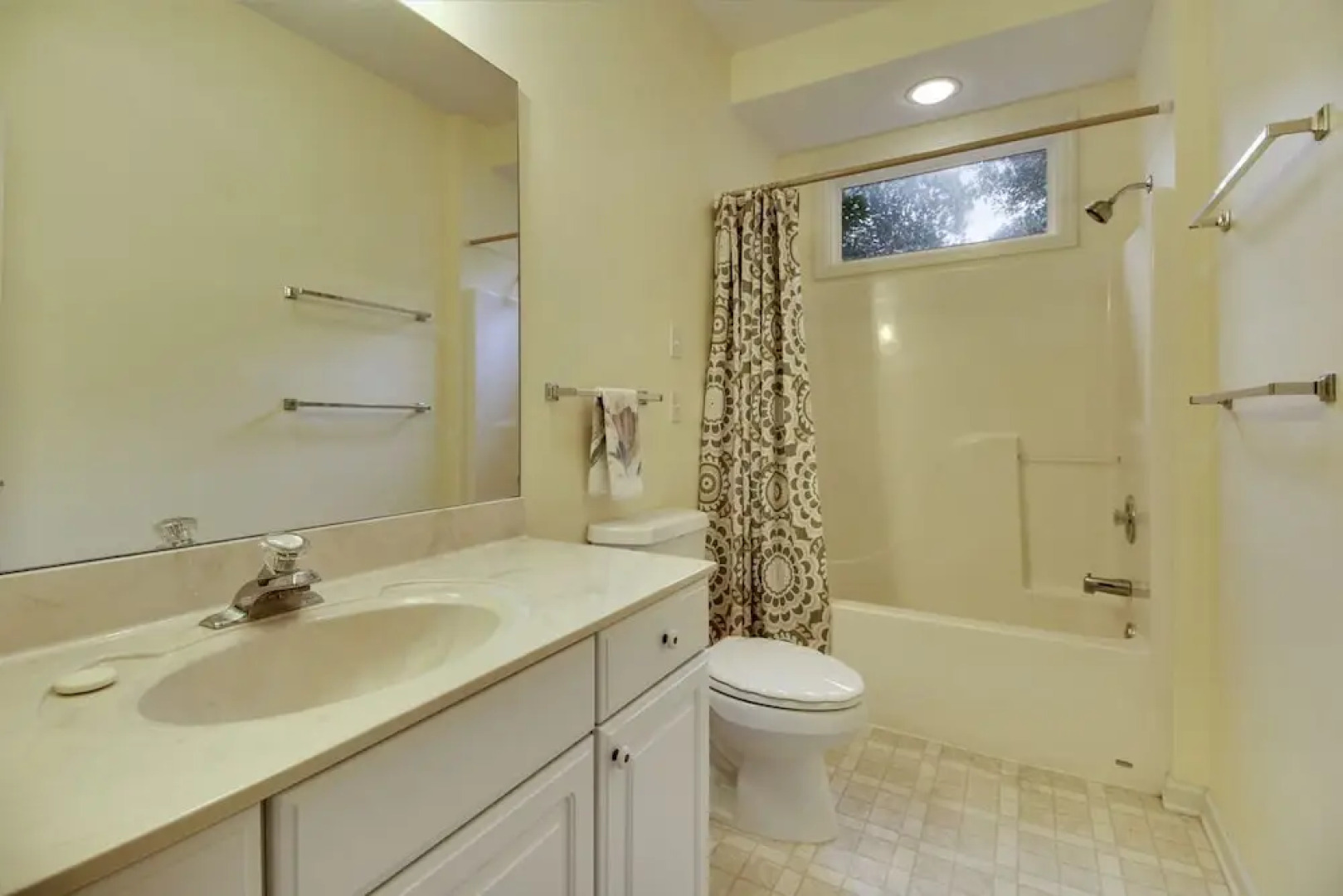 62 Full Sweep Holiday Home