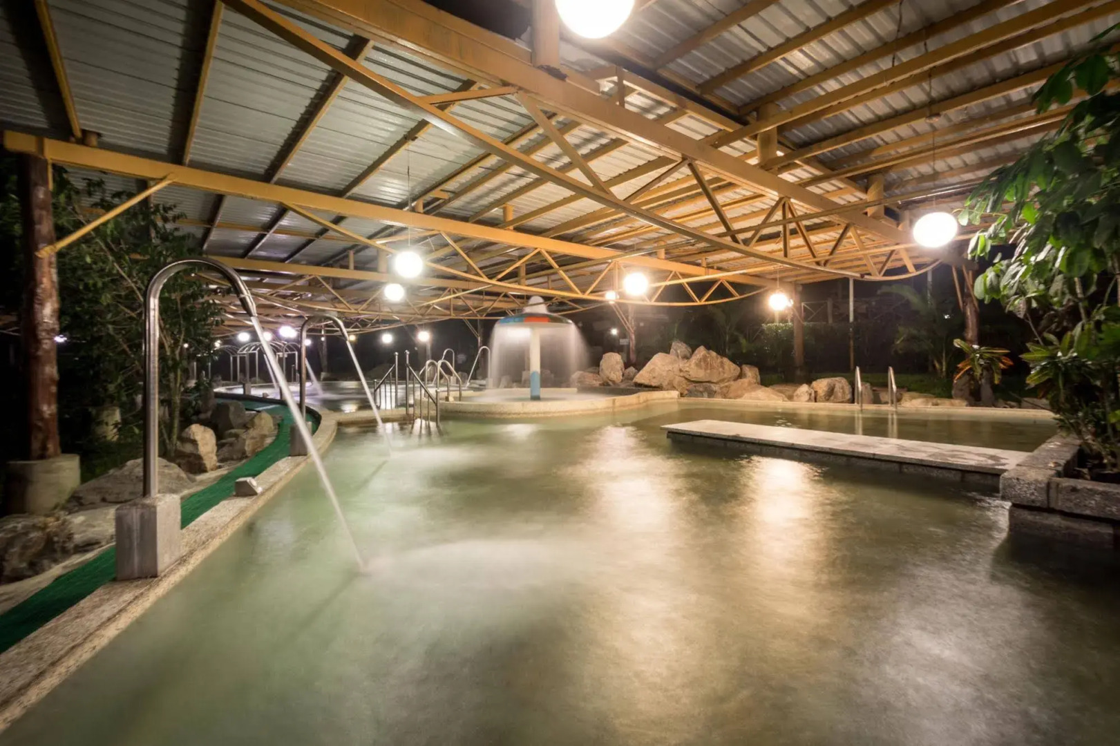 CRYSTAL RESORT - European Villa