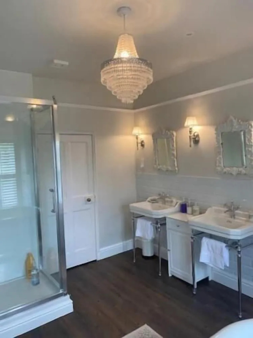 Boudoir&Brunch at Bullen Court