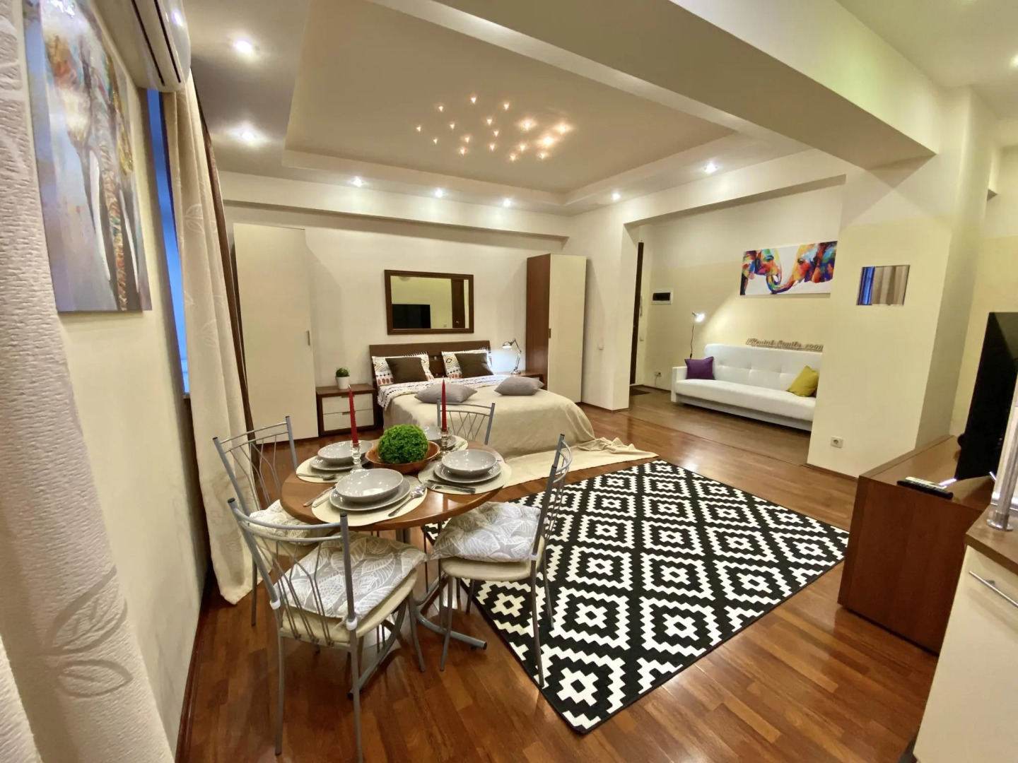 Rental Family Rooms (Рентал Фэмили) на улице Пушкинская