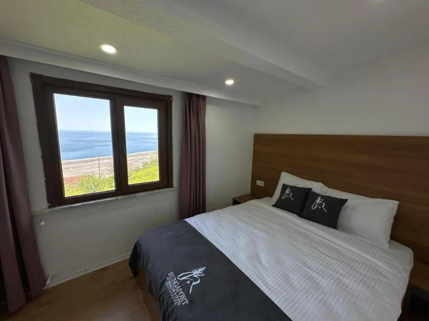 Bungaport Luxury Bungalows&Suits