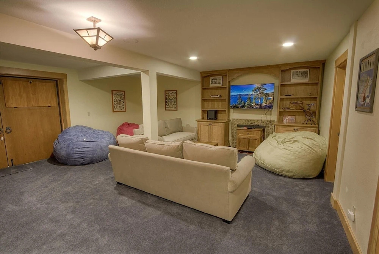 Fallen Leaf Relief 5 Bedroom Home by Redawning