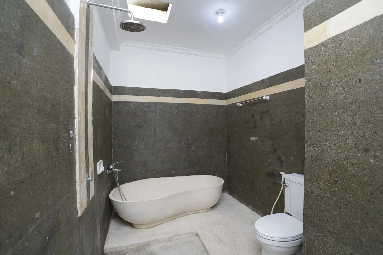 OYO 1840 Kubu Ubud Hotel