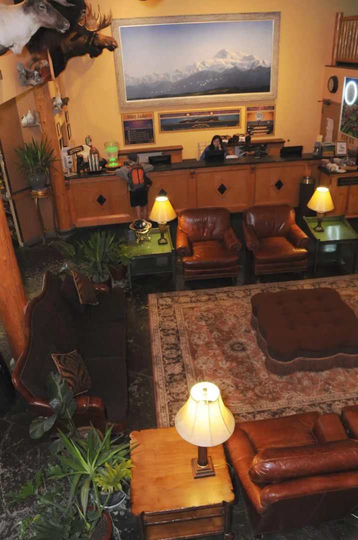 Pike's Waterfront Lodge